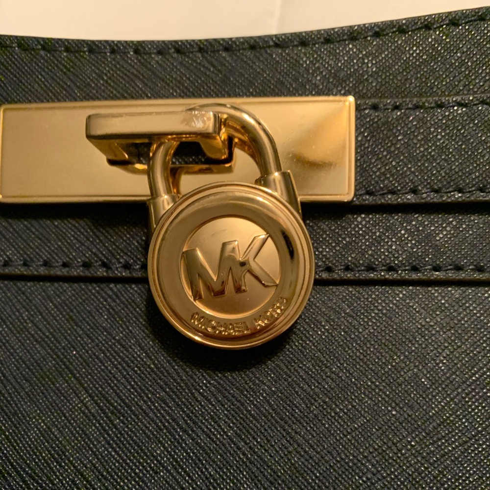 MICHAEL KORS INDIGO BLUE SAFFIANO LEATHER SHOULDER BAG - Picture 4 of 14
